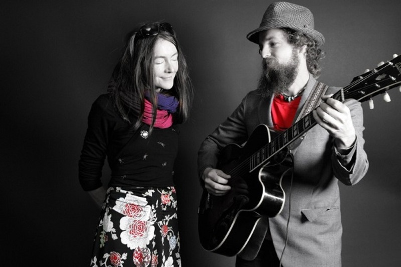 Polly & the Minstrel